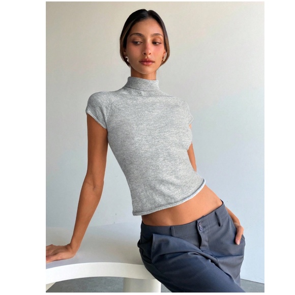 Grey Knit Sweater Top High Neck Short Sleeve - Picture 5 of 9